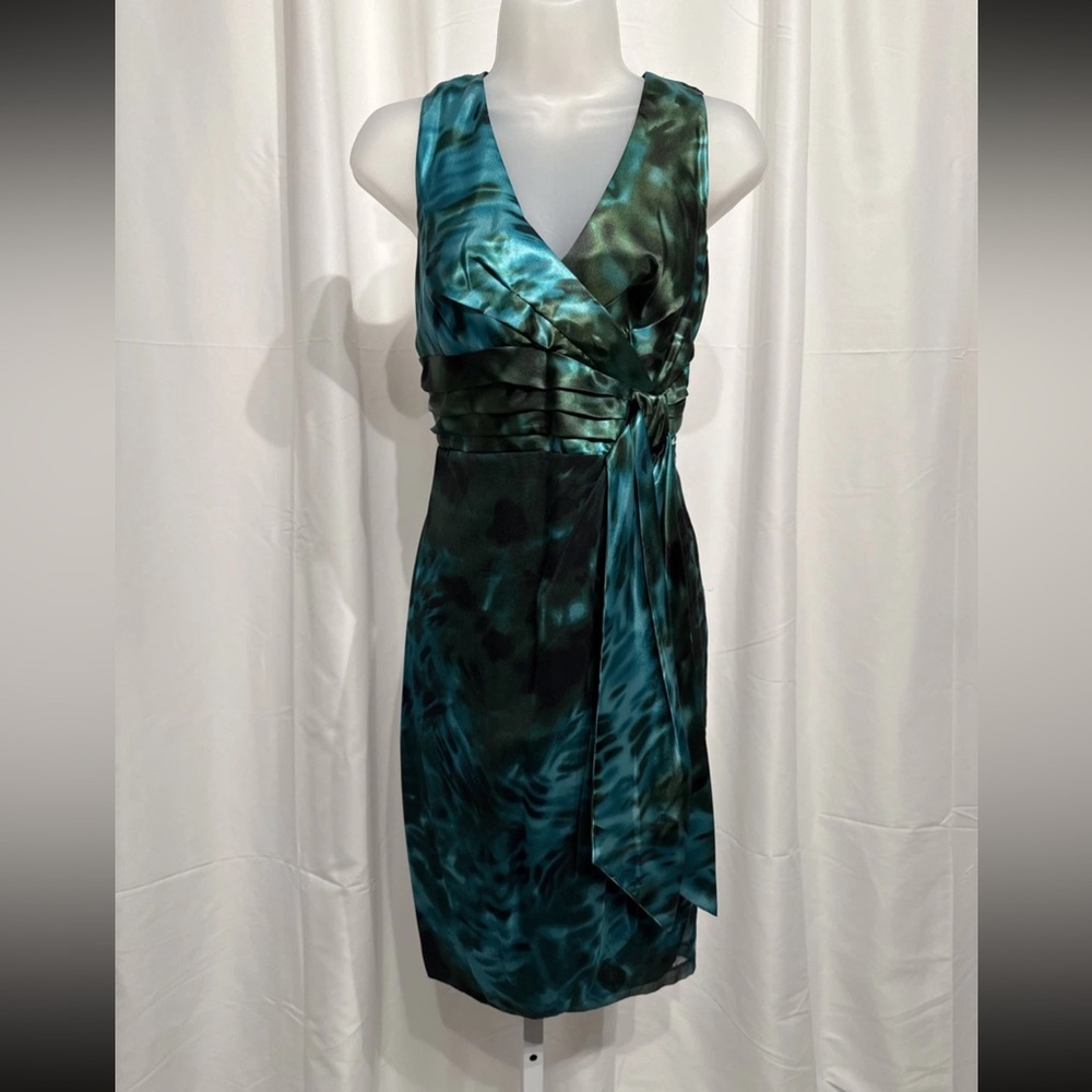 Signature by Robbie B silk dress faux wrap blue green abstract Print Size 6P NWT - Picture 11 of 11